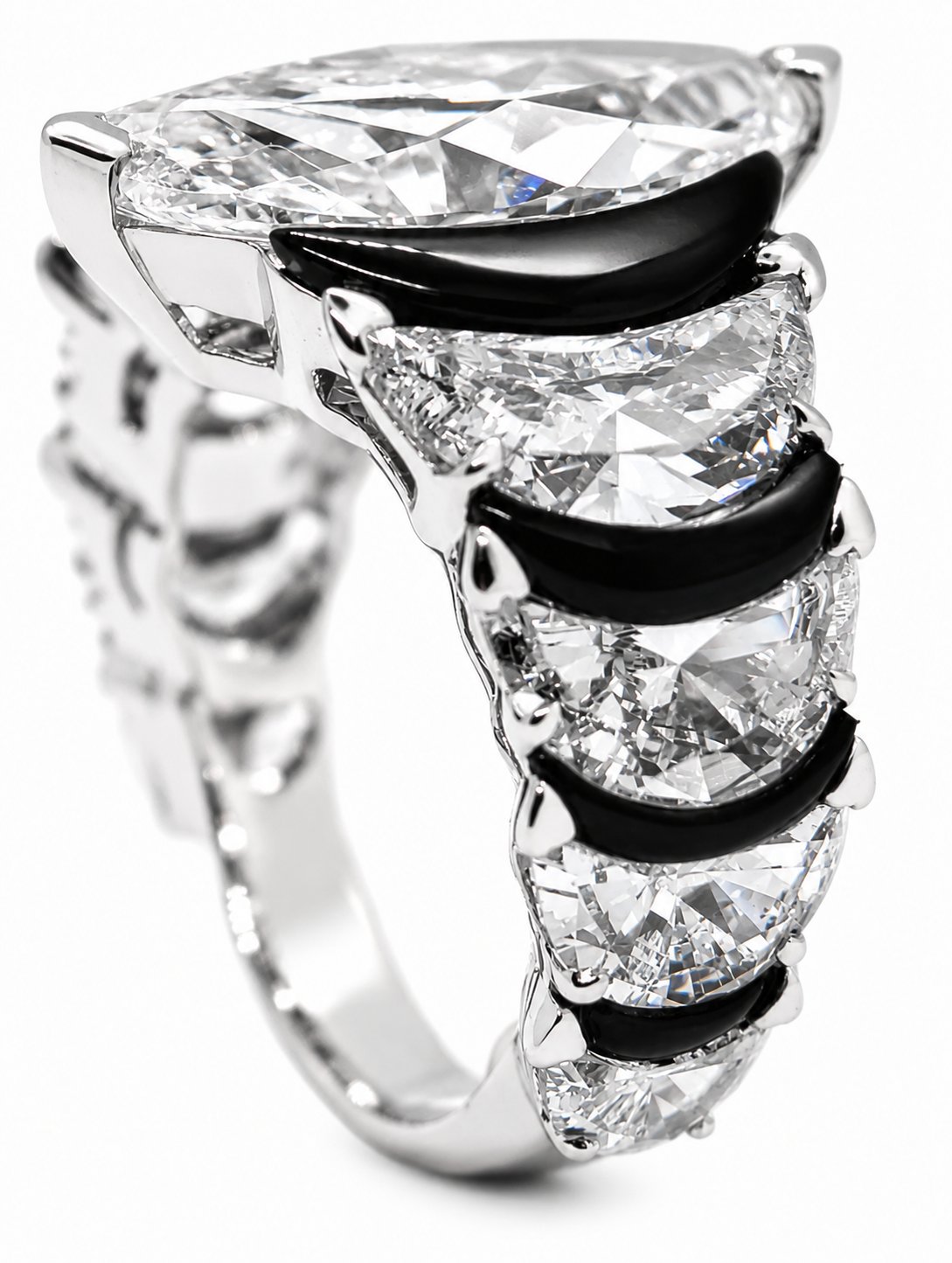 Eclissi · three-quarter view · carved onyx profile