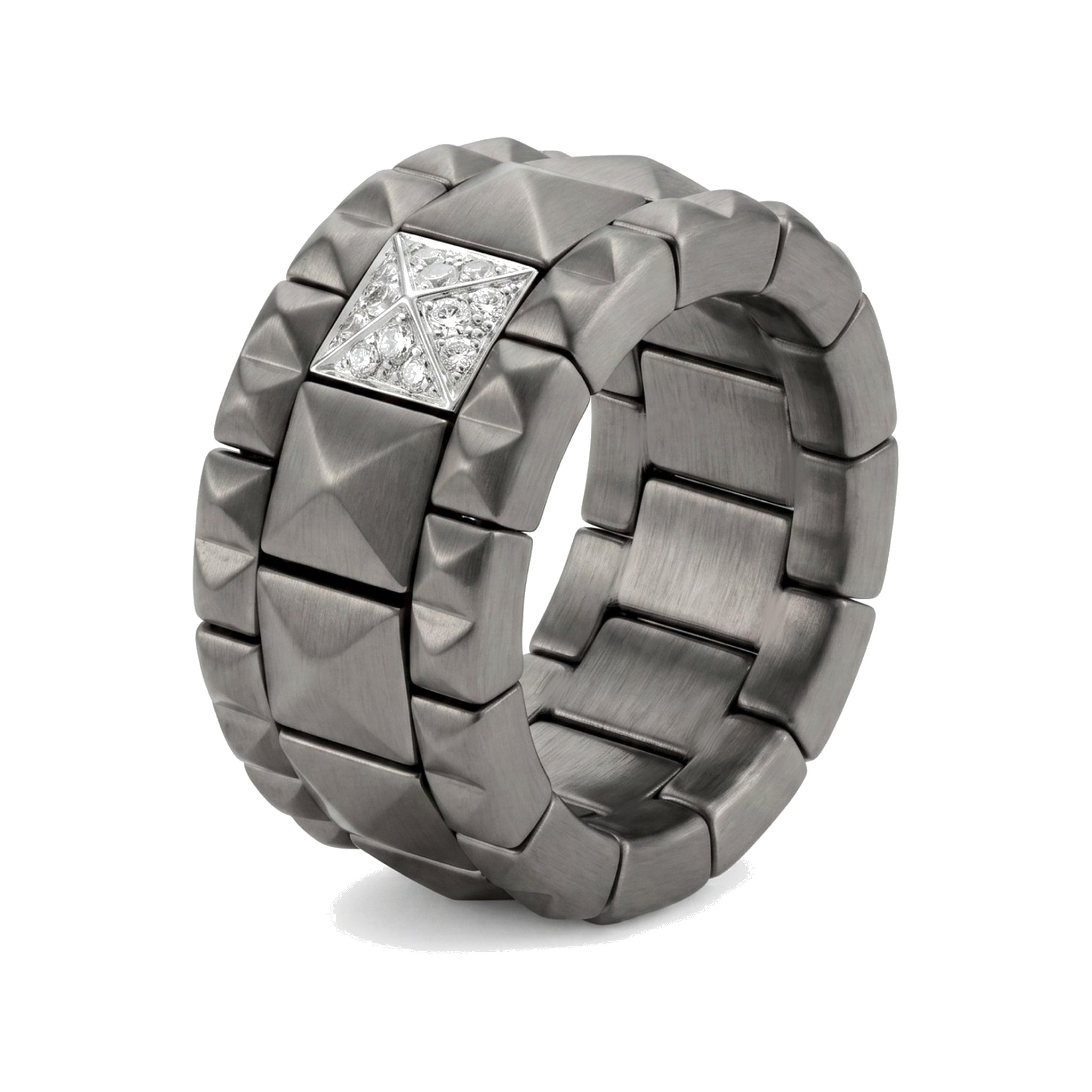 Pyramid Wide · Titanium white pavé